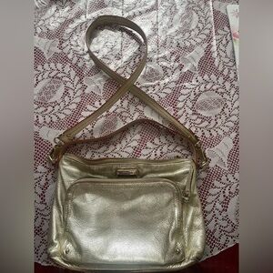 Kate spade bag 
Color : Gold 
Condition : Used but still good